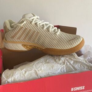 Hypercourt express 2 lucky in love❤️ K-Swiss